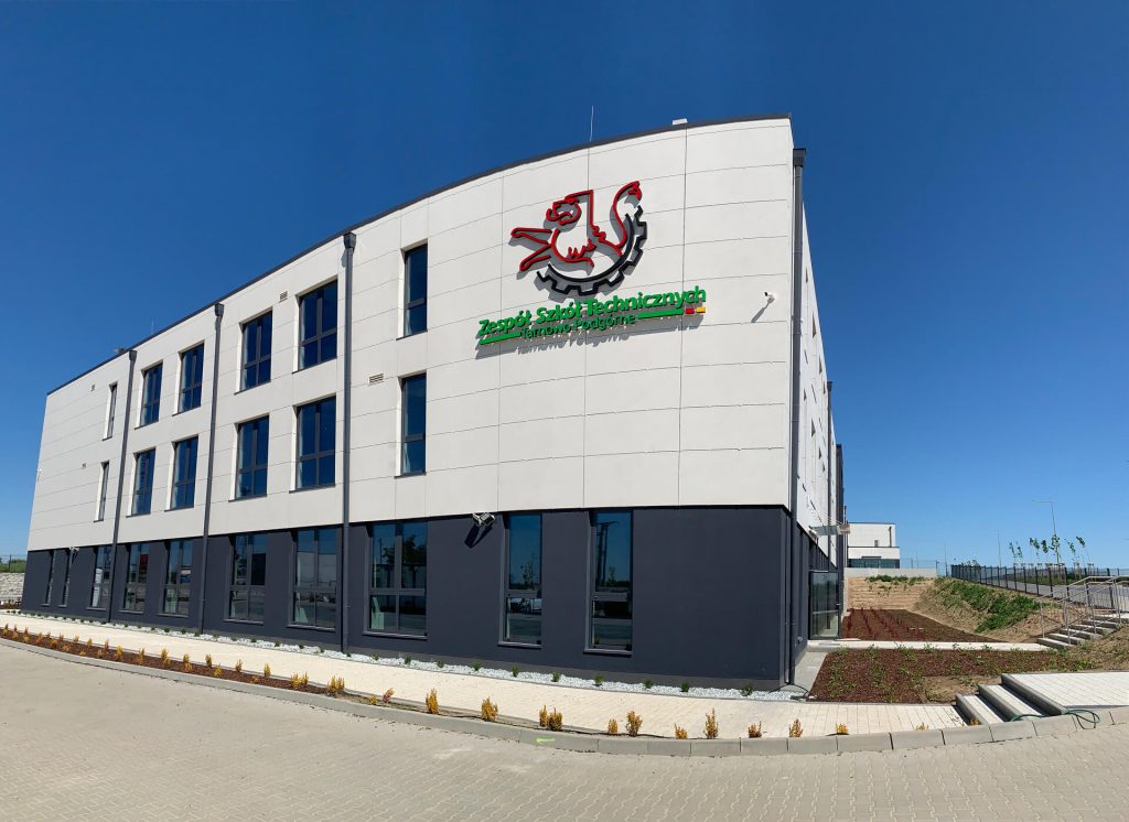 School Complex in Tarnowo Podgórne